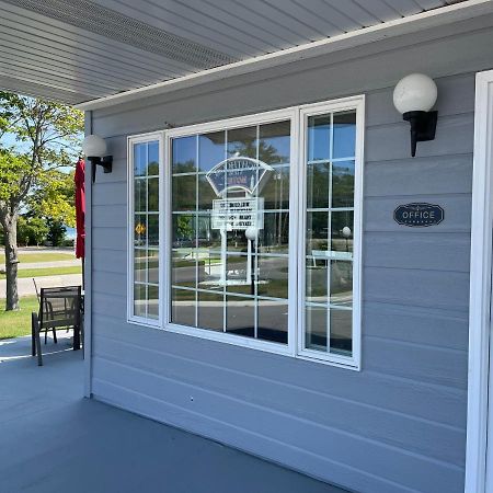 Lighthouse View Motel Mackinaw City Exterior foto