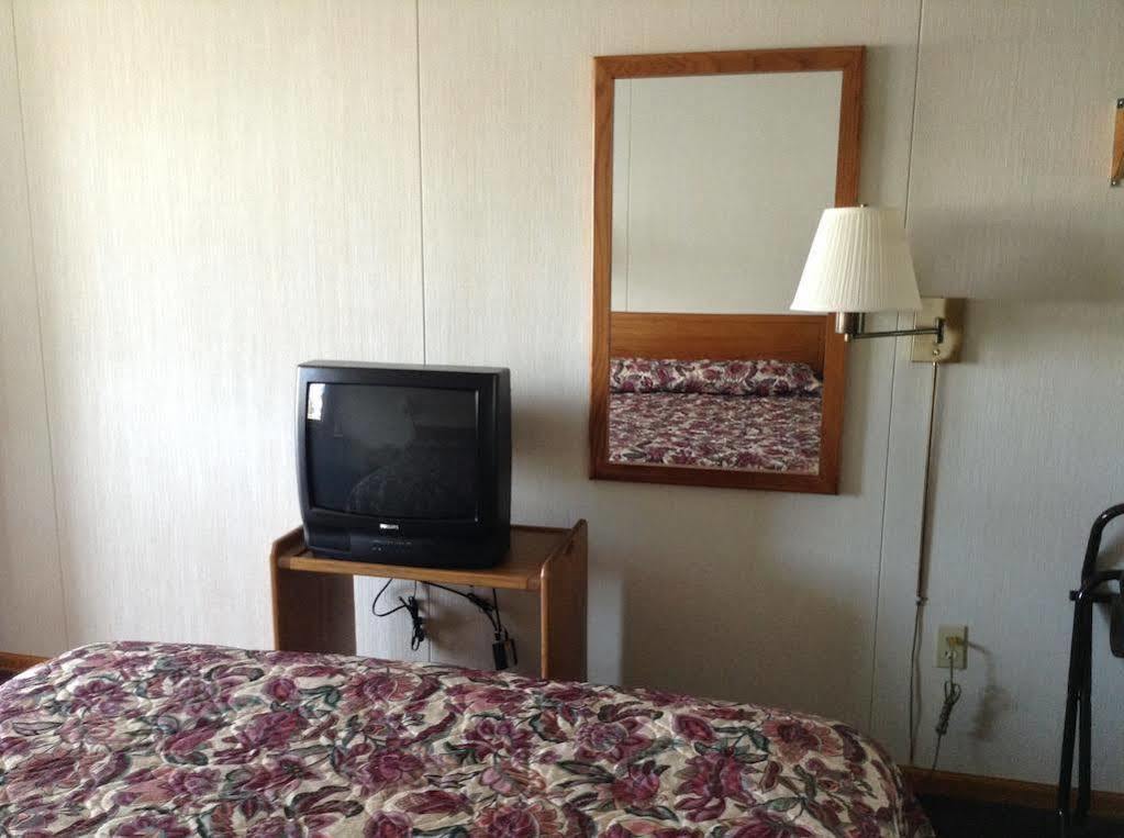 Lighthouse View Motel Mackinaw City Exterior foto