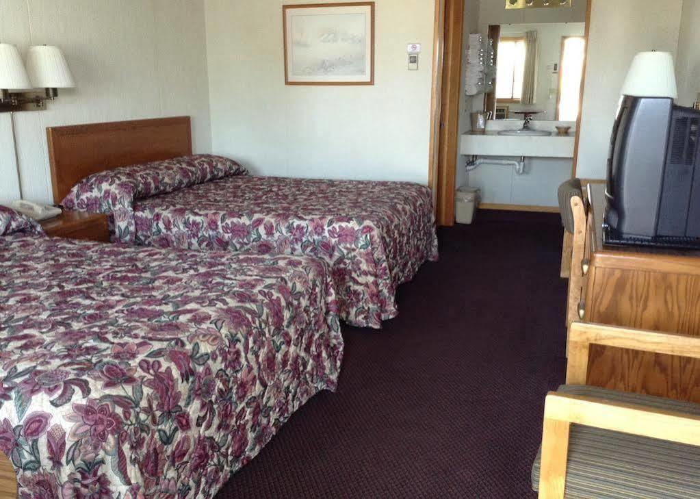 Lighthouse View Motel Mackinaw City Exterior foto
